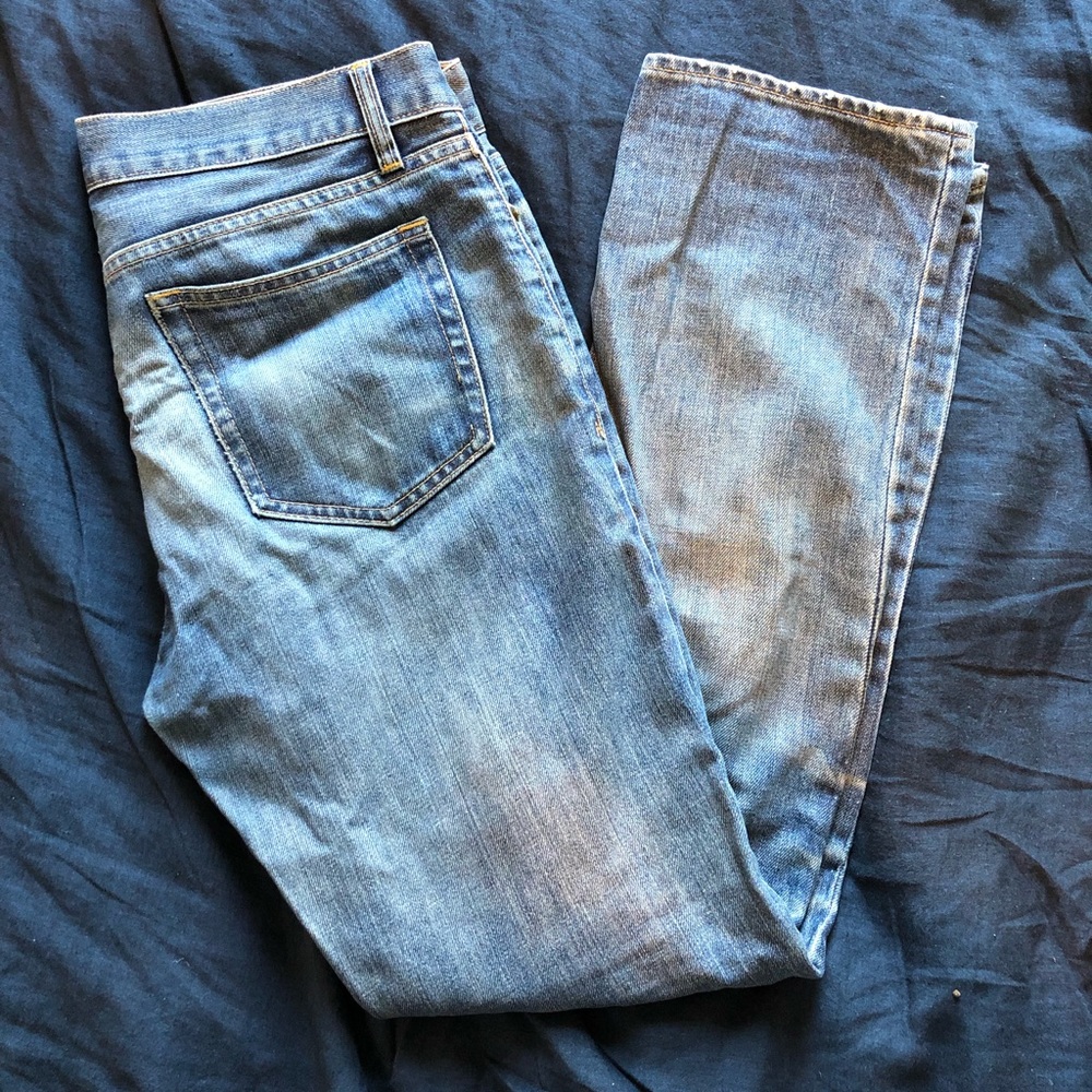J.Crew medium/light wash jeans! Size 32